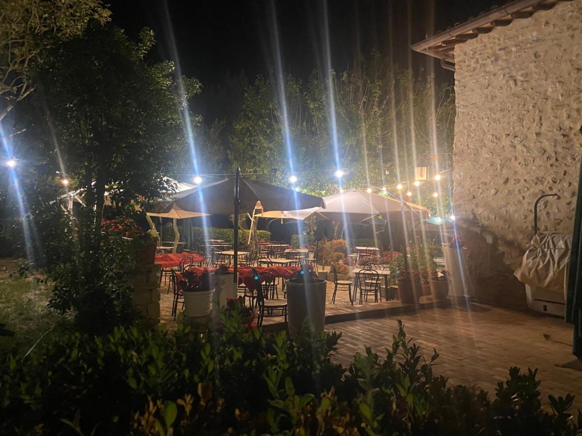 Albergo Le Casaline Campello sul Clitunno Exterior foto